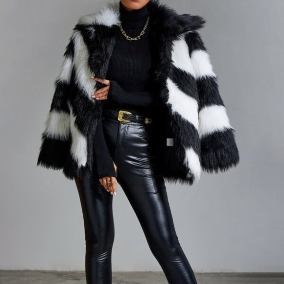 WOW FACTOR Striped Faux Fur Teddy coat jacket cont - Picture 4 of 6